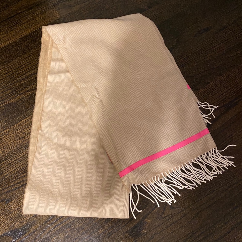 Vineyard Vines Scarf